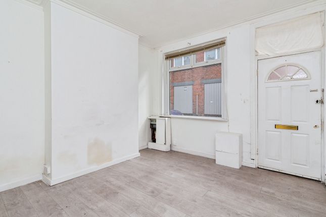 8, Ogden Road, Stoke-on-Trent photo 3