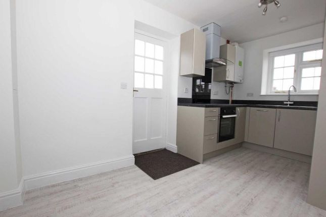 68B, Mill Hill, Newmarket photo 3