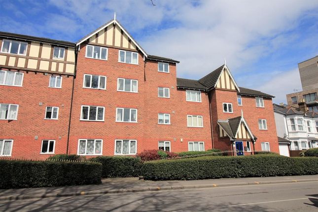 Thumbnail Flat for sale in Tudor Place, London Road, Hounslow