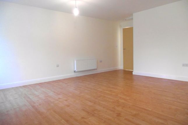 14, Wallett Drive, Telford photo 3