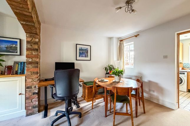 31, Cravells Road, Harpenden photo 3