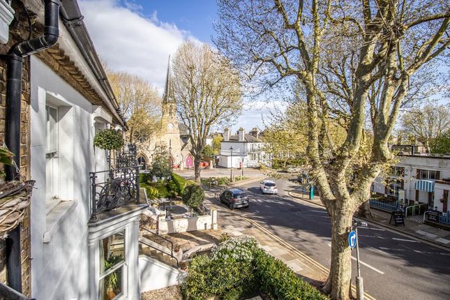 Flat for sale in Cambridge Court, Cambridge Road, Southend-On-Sea