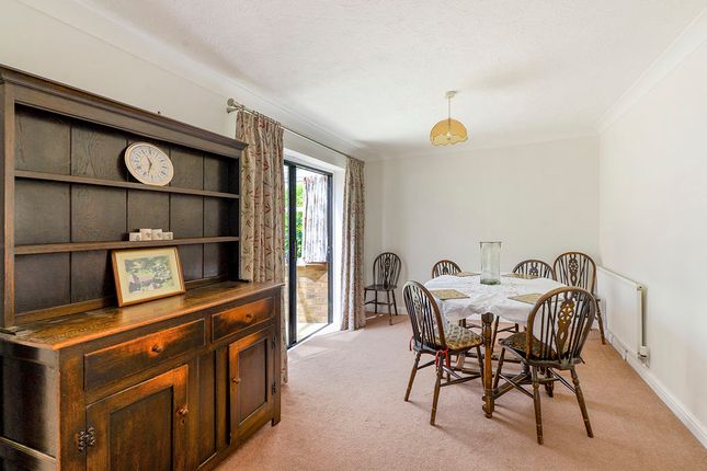 6, Haywain Close, Tonbridge photo 4