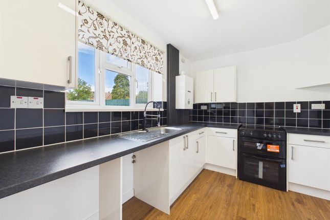 128, Woodlands Road, Chippenham photo 3