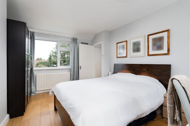 End terrace house for sale in Whitethorn Avenue, Yiewsley, West Drayton