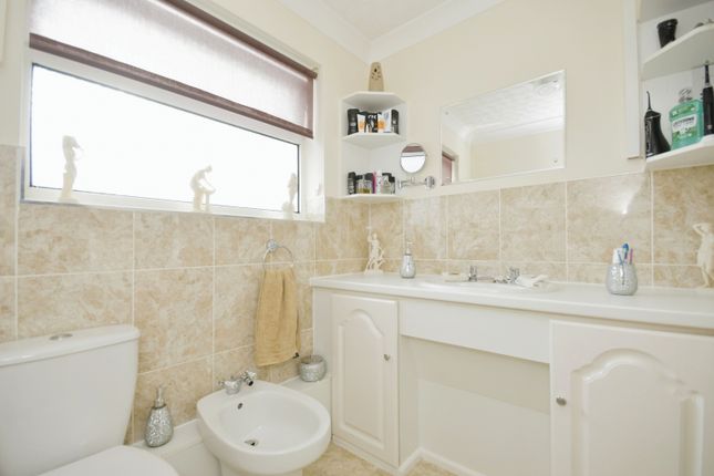 Detached house for sale in Worcester Avenue, Mansfield Woodhouse, Mansfield, Nottinghamshire
