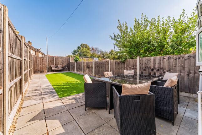84 Brook Street, Erith, Kent photo 4