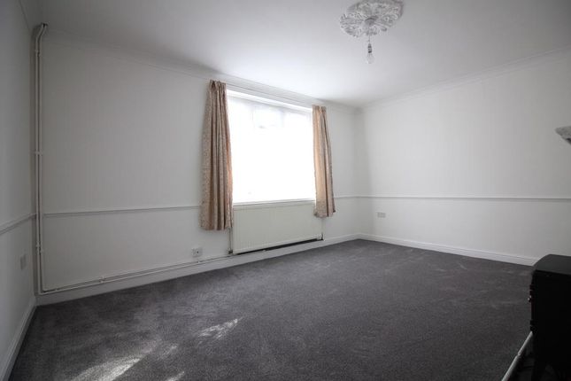 8729k, Dorset Waye, Hounslow photo 4