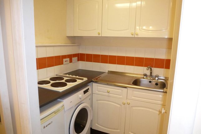 12 Crescent Court, Crescent Road, Reading photo 5