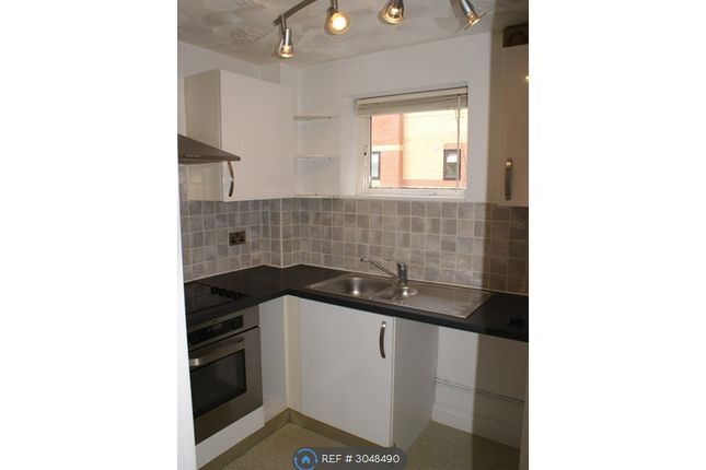 Flat, Burley House Park Street, Southampton photo 3
