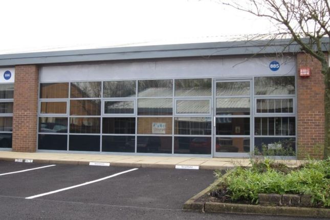 Industrial to let in 885 Plymouth Road, Slough