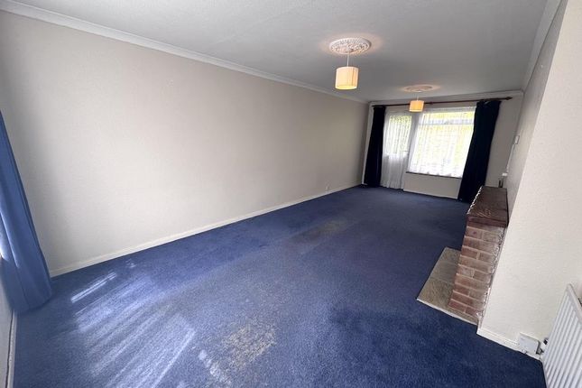 36, Farningham Road, Caterham photo 4