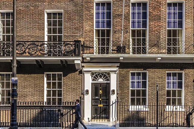 Office to let in Hill Street, London