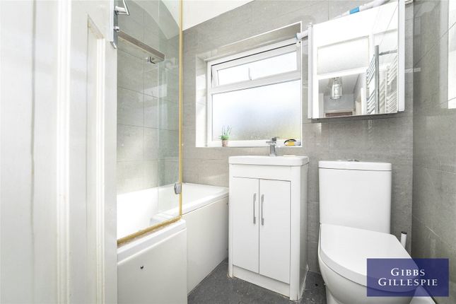 Room 2, 92, Robin Hood Way, Greenford photo 3