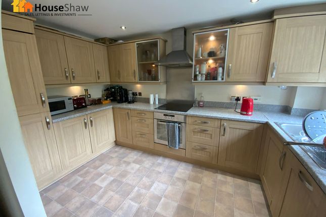 2 Coopers Rise, High Wycombe photo 3