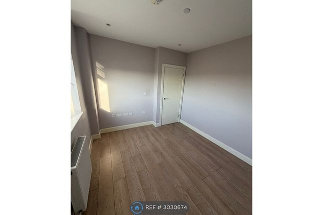 Buckingham Street, Aylesbury photo 5