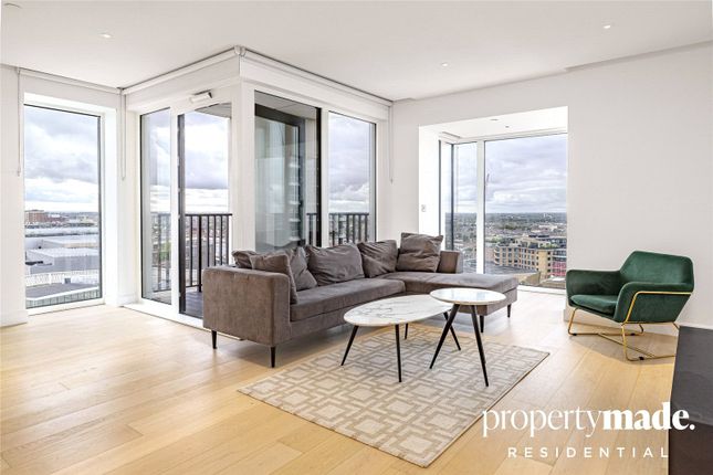 217,, Belvedere Row Apartments, London photo 2