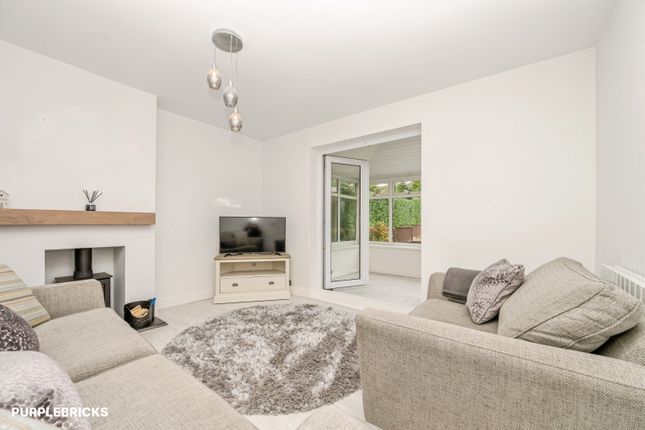 14, Hodge Hill Avenue, Stourbridge photo 3