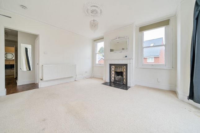 Flat 2, 9 Christchurch Villas,, Malvern Road, Gloucestershire photo 4