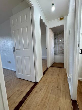 Tiptree Crescent, Ilford photo 3