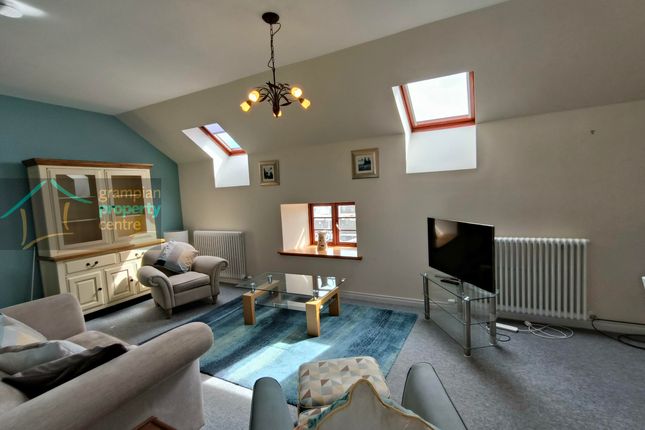 21 Pitgaveny Quay, Lossiemouth photo 4