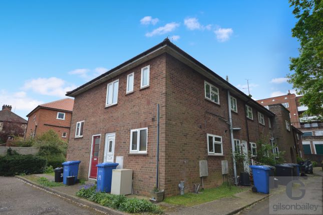 Thumbnail Flat to rent in Earlham Court, Heigham Grove, Norwich