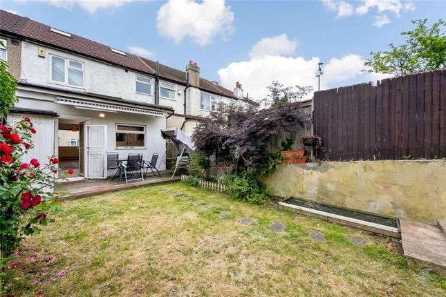 Thumbnail Detached house to rent in Kynaston Avenue, Thornton Heath