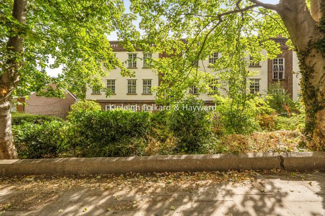 Flat 3 Eveline Court,, Connaught Gardens, London photo 4