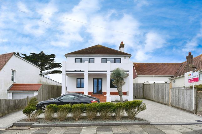 Thumbnail Detached house for sale in Westmeston Avenue, Saltdean, Brighton