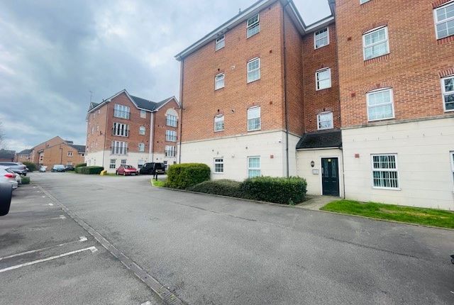 Flat for sale in Priory Chase, Pontefract