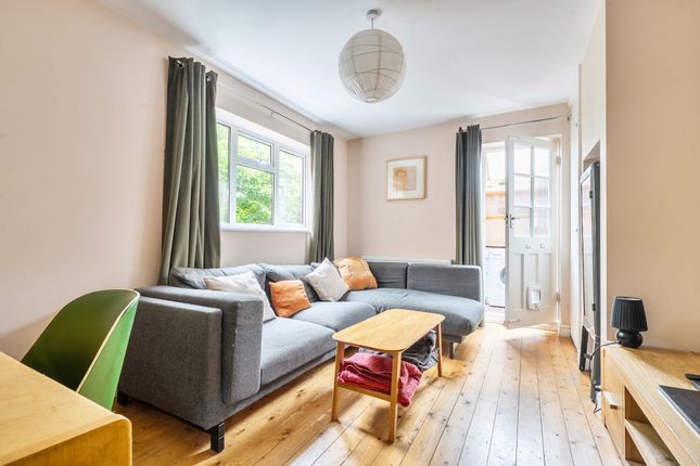 Martins, St. Georges Lane, Hurstpierpoint photo 4