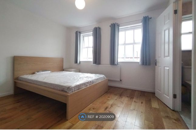 Terraced house to rent in Collett Road, London