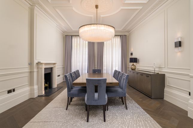 Wilton, Wilton Crescent, London photo 4