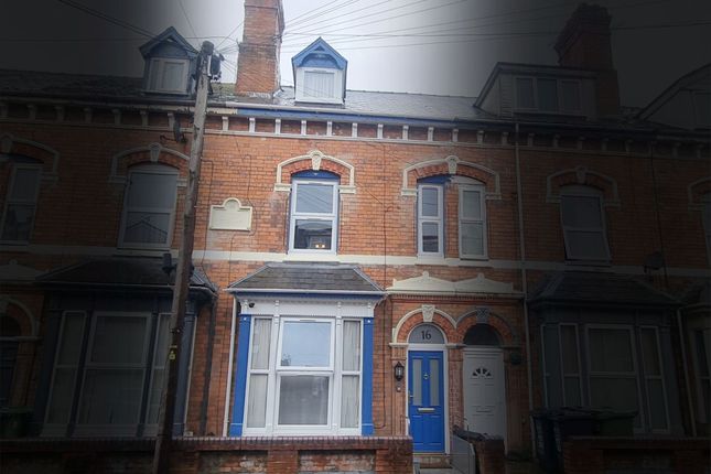Thumbnail Terraced house for sale in Middle Street, Worcester