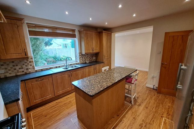 5, Maurice Avenue, Brighouse photo 4