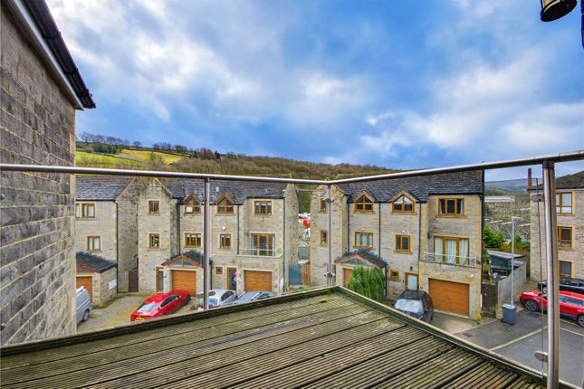 33, Victoria Mills, Holmfirth photo 4