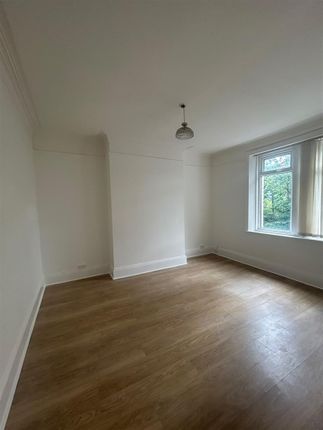 49, Holly Ave, Wallsend photo 4