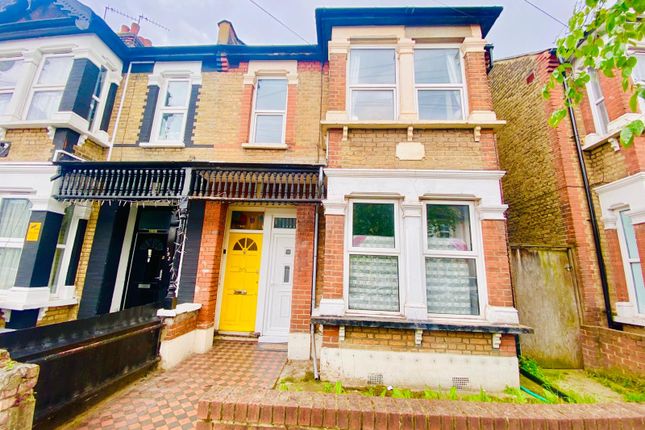 Flat for sale in Burges Road, East Ham