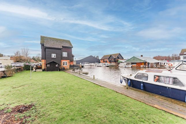 Cottage for sale in Staitheway Road, Wroxham, Norwich