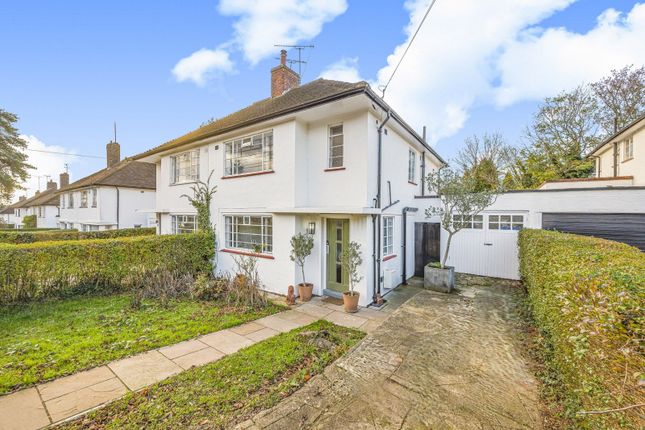 27, Ludlow Way, London photo 2
