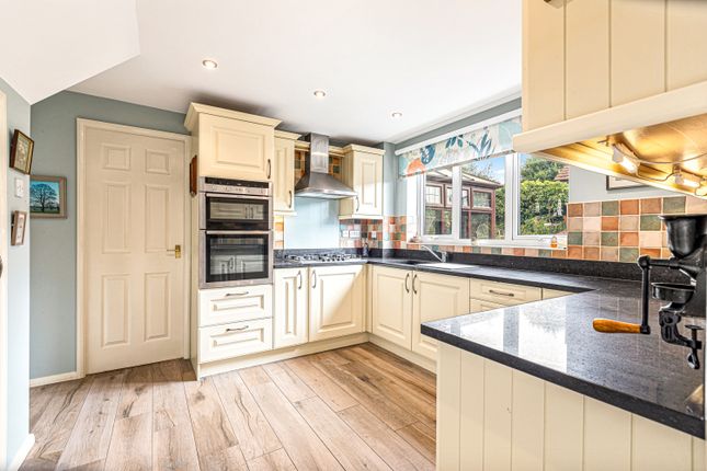 1, Mulberry Close, Lutterworth photo 3