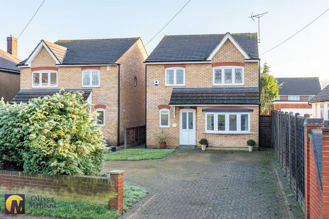 Thumbnail Detached house for sale in Stanstead Road, Hoddesdon