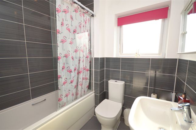 58 Ballad Gardens, Plymouth Devon, Devon photo 4