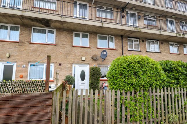 Thumbnail Maisonette for sale in Kennedy Avenue, Ponders End, Enfield