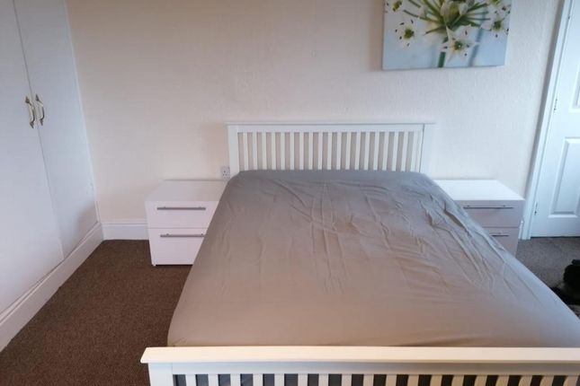 Terraced house to rent in Room 2, 23 Holly Road, Retford