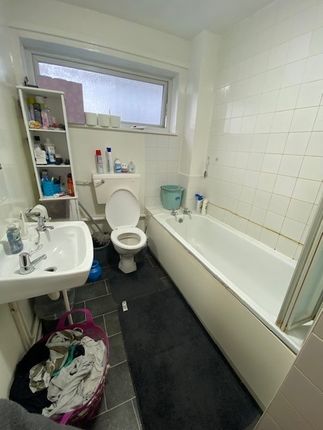 Terraced house for sale in Callingham Close, London