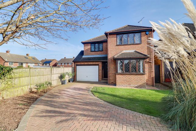 4-bed detached on 7, St. Clements Crescent, Benfleet, £550,000
