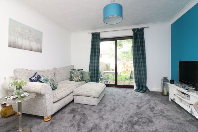 Thumbnail Terraced house for sale in Dynevor Close, Bedford
