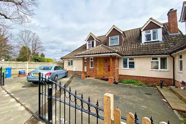 4-bed house on 43, St. Johns Road, Farnborough, £2,250/mo