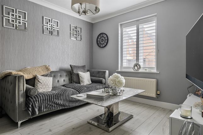 49, Linnet Road, Calne photo 4